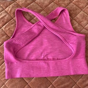 Alphalete sports bra